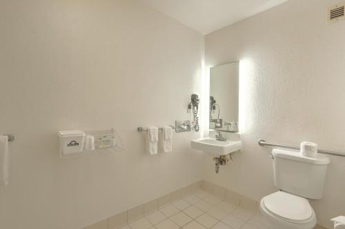 Hotel Carolina photo 36