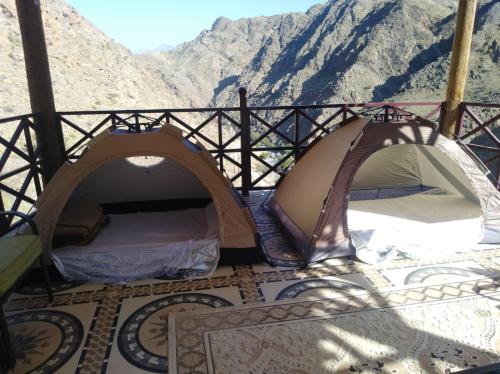 Nespecifikovaný výhled na hory nebo výhled na hory při pohledu z bed and breakfast