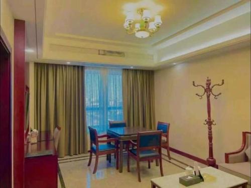 Gallery image of 老挝贵庭湖南大酒店免费接送机 in Vientiane