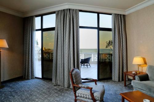Posezení v ubytování Bayview Hotel Beirut