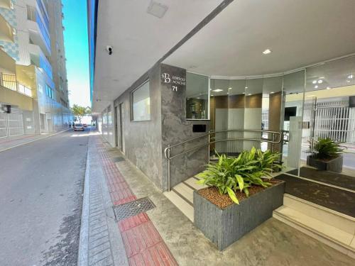 Το κτήριο όπου στεγάζεται  το διαμέρισμα