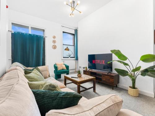 The Gilder 2BR Birmingham JQ with Parking & WiFi photo 11