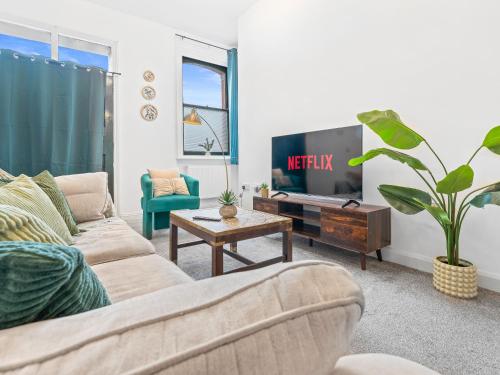 The Gilder 2BR Birmingham JQ with Parking & WiFi photo 14