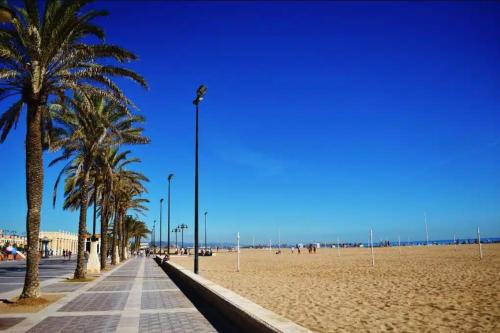 REINA FLATS VALENCIA Playa