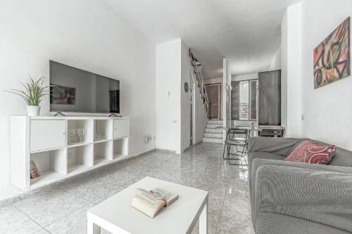 Tenerifeopenhome 3-story flat Playa Las Americas