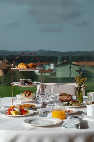 Jídlo v hotelu nebo okolí