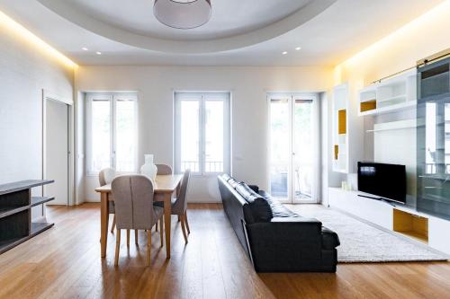 Luxury in the center of the city- 5 min to Duomo
