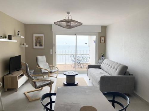 AS21932 - Appartement P3 magnifique Vue Mer en dernier étage sur le Front de Mer