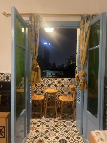 Fresh downtown apt with amazing view near Nile