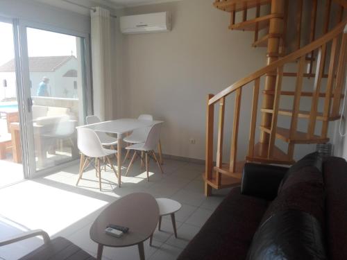 Χώρος καθιστικού στο Edem Suites