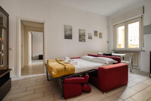 Just Urban Stays - Cozy 1-BR Apartment Navigli - Design District