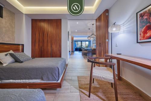 Ένα ή περισσότερα κρεβάτια σε δωμάτιο στο 2BR Condo in Concha Chinas - Breathtaking Views