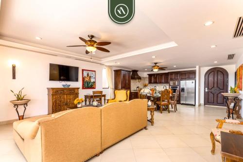 Gallery image of Amazing House with Private Terrace - Private Pool in El Tule