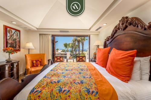 Ένα ή περισσότερα κρεβάτια σε δωμάτιο στο Villa with Private Pool & Patio in Cabo