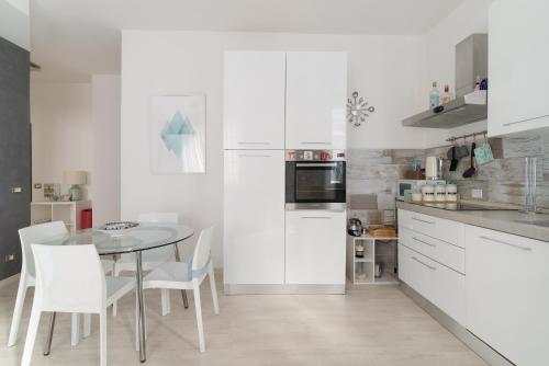 GuestHost - Cute Apartment Navigli Milano