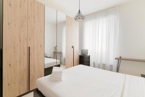 GuestHost - Cute Apartment Navigli Milano