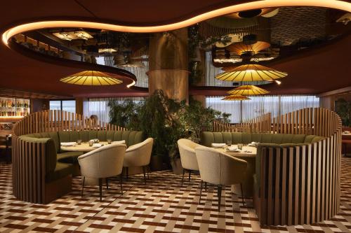 NH Collection Madrid Eurobuilding photo 58
