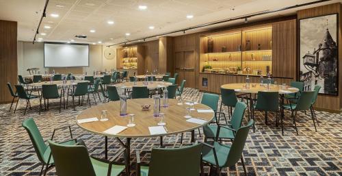 NH Collection Madrid Eurobuilding photo 94