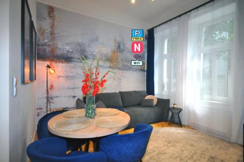 Wesoła Station - Old Town by JoApart - Free Parking