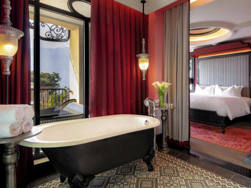 Hotel de la Coupole - MGallery — Bedroom