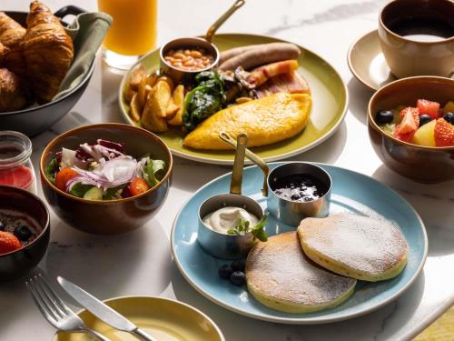 Φαγητό σε αυτό το ξενοδοχείο ή κάπου εκεί κοντά