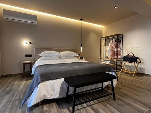 Χenion Inn - Athens Airport, Easy Check In Anytime