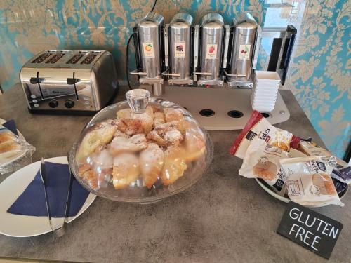 Jídlo v hotelu nebo okolí