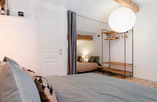 Gallery image of Gîte avec piscine & Spa - La Sacristie in Graulhet