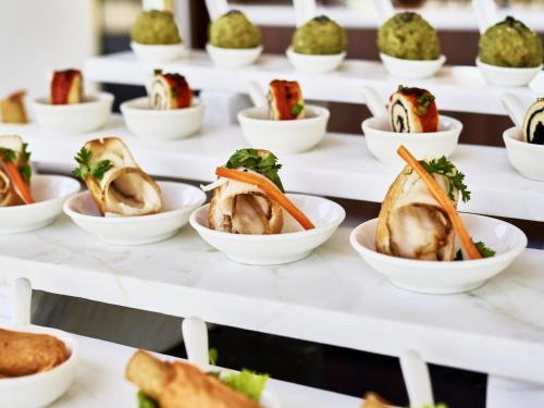 Mad på resortet eller i nærheden