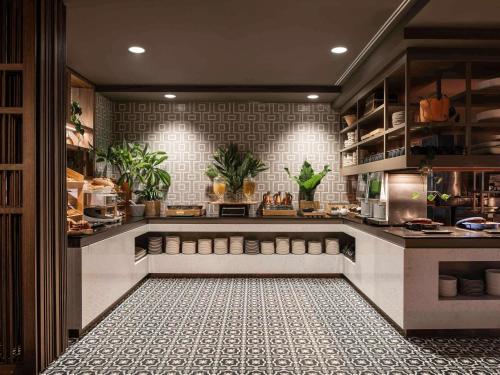 Kuchyň nebo kuchyňský kout v ubytování Novotel Perth Murray Street