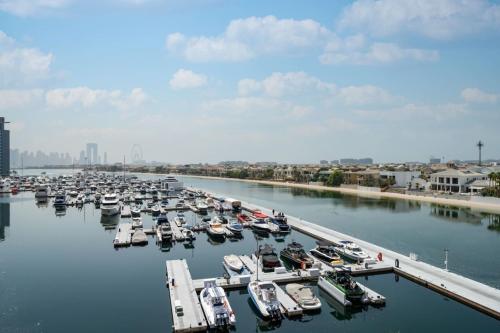 Luxury Upgraded Palm Studio with Marina and Yacht Views