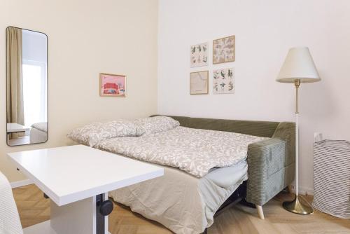 Renovated Central Apartment with Terrace