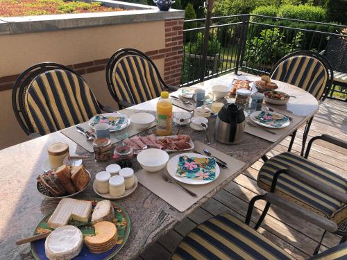 Đồ ăn tại/gần nhà nghỉ B&B