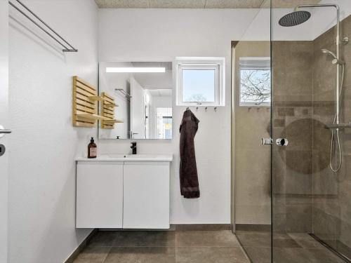 Koupelna v ubytování 4 star holiday home in Ringkøbing