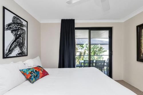 Ένα ή περισσότερα κρεβάτια σε δωμάτιο στο Summer Central Apartment 3 - 5 -9 Somerset Street