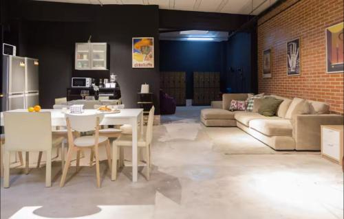 Room in Alicante with shared terrace 8 Agost