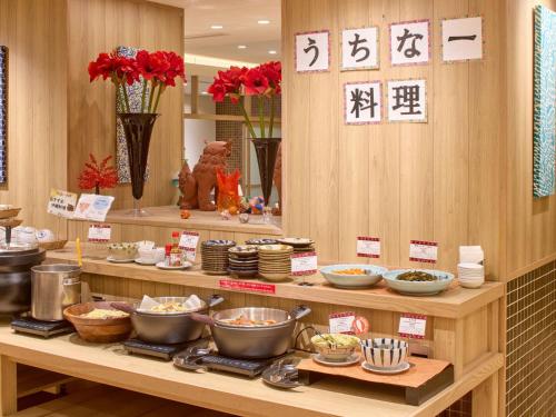 Eten bij of ergens in de buurt van het hotel

