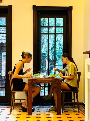 Huéspedes de Gahi Homestay