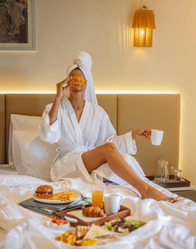 Jídlo v hotelu nebo okolí