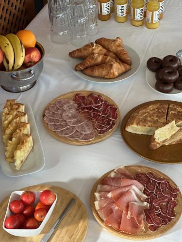 Đồ ăn tại/gần quán trọ