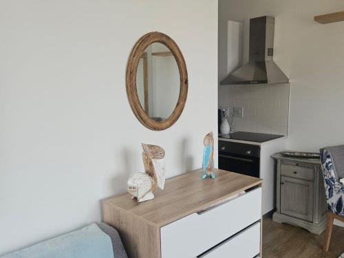 Kuchyň nebo kuchyňský kout v ubytování Meadows Luxury Apartment