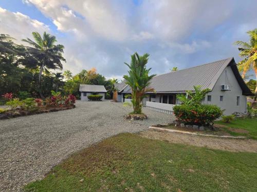 Zahrada ubytování MIRZ Accomodation Villa 2