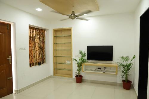 Μια τηλεόραση ή/και κέντρο ψυχαγωγίας στο Aaru Residency