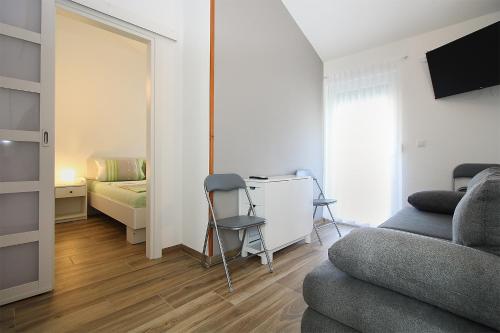 Apartments Prostin 1030