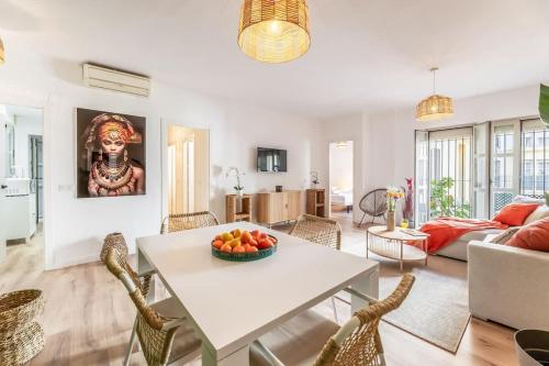 Charming 4-Bedroom Apartment in Malaga's Historic Center