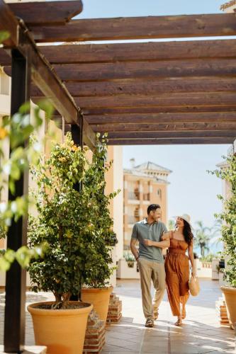 Marriott's Marbella Beach Resort — Beach