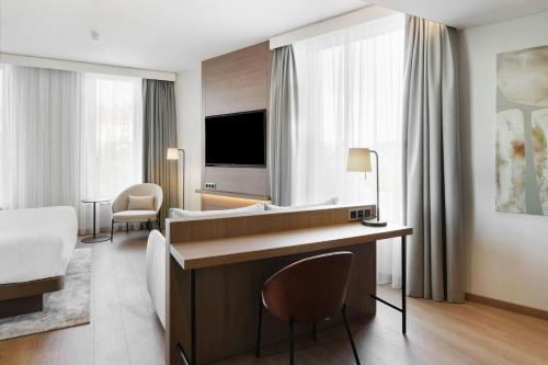 AC Hotel by Marriott Vilnius — Photo of the whole room