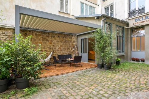 Lavie Maison I Marais Family with terrace