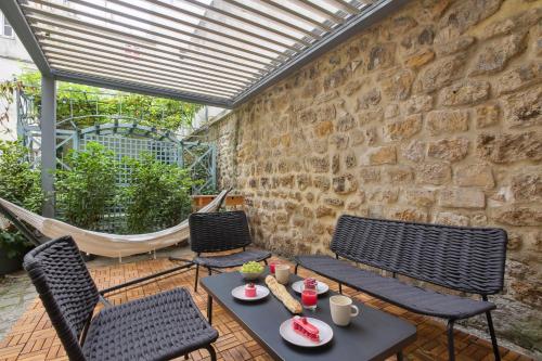 Lavie Maison I Marais Family with terrace