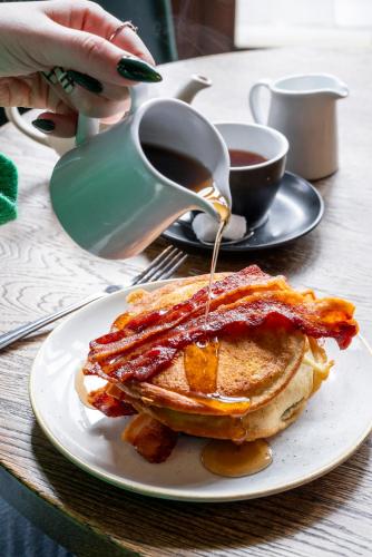 Možnosti snídaně pro hosty v ubytování Westow House - London Crystal Palace